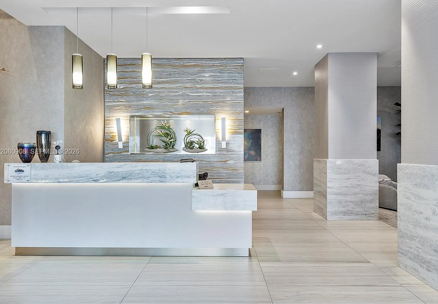 Catania Condo — Photo 4