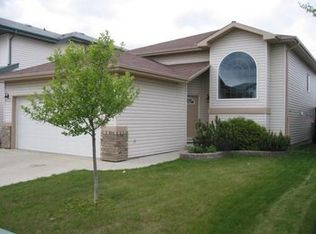 31 Orchid Cres, Strathcona County, AB T8H2E4