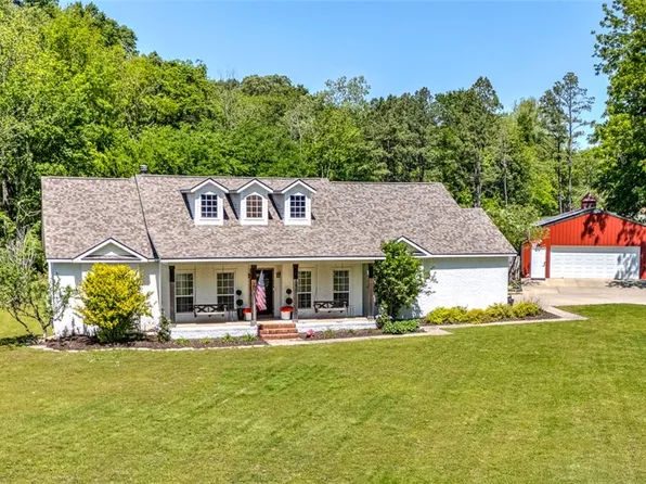 17595 Clear Water Rd, Fayetteville, AR 72704