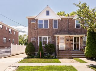 15050 15th Dr, Whitestone, NY 11357