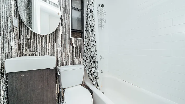 Rented by Nooklyn NYC LLC | media 15