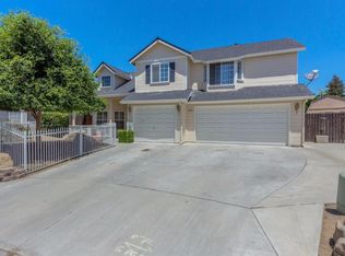 6197 N Gilroy Ave, Fresno, CA 93722