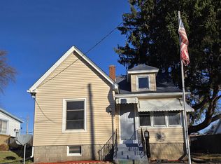 2220 15th Ave, Rockford, IL 61104