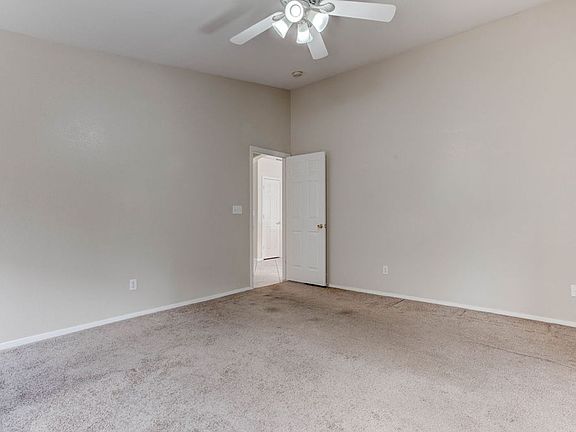 4th image of 1460 Dragon Rock Dr