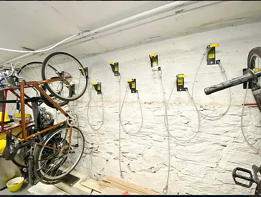 Rented by Corcoran | media 35