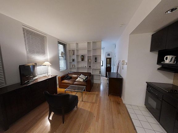 3rd image of 56 Pine St #14C