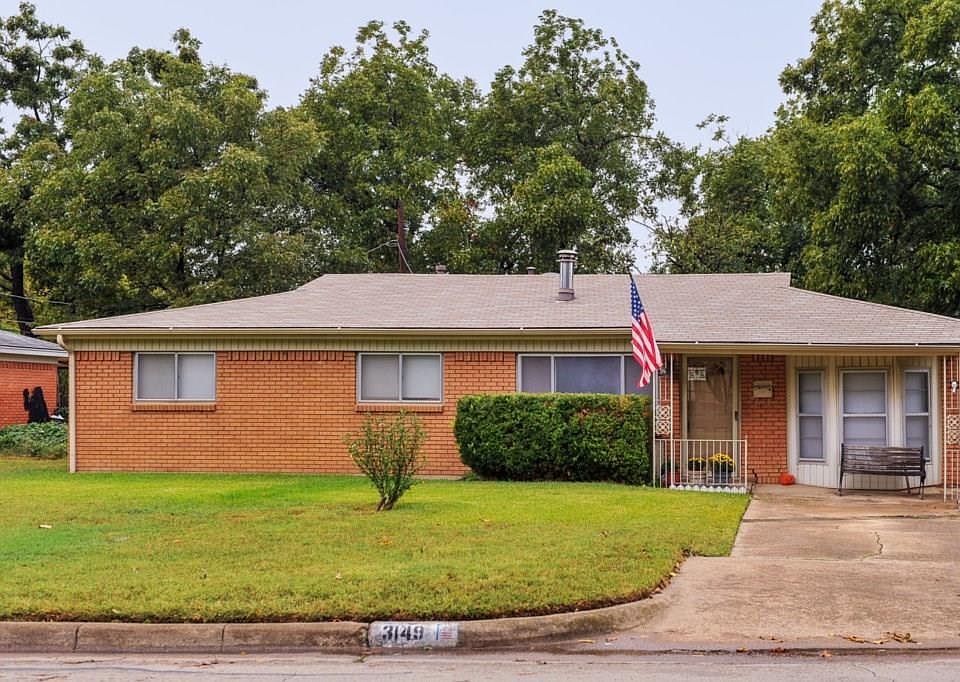1st image of 3149 Eastridge Dr