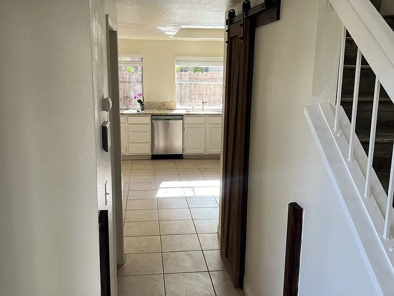 1772 Corta Cresta — Photo 29