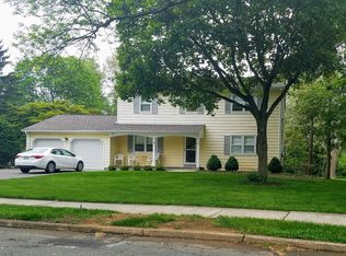 5 Springwood Dr, Princeton Junction, NJ 08550