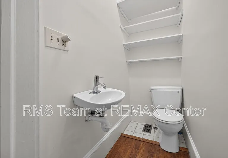 582 Clifton Rd NE — Photo 32