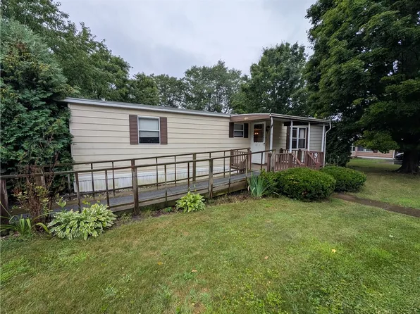 9 Wilson Ave, Bath, NY 14810