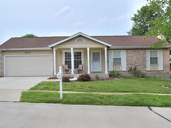 2nd image of 3033 Armona Dr