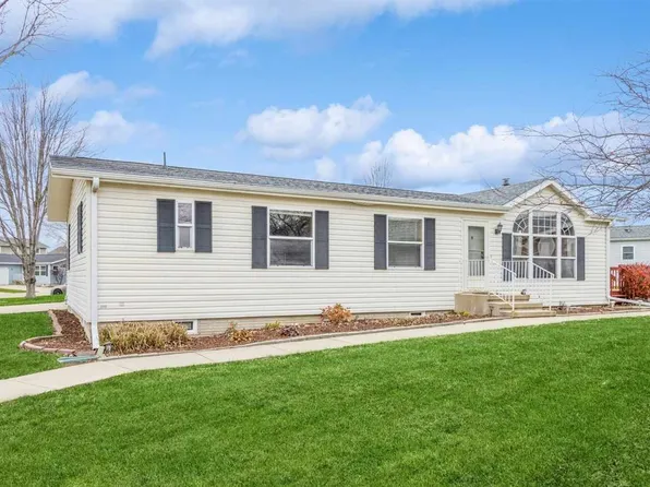 259 Paddock Cir, Iowa City, IA 52240