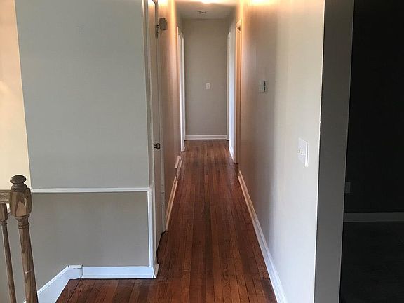 3rd image of 37 Briarcliff Dr
