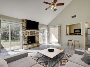 17 Logans Run, Wimberley, TX 78676