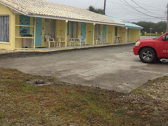 2nd image of 6275 S Us Highway 1