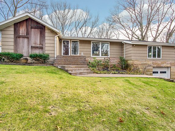 3rd image of 6 Standish Pl