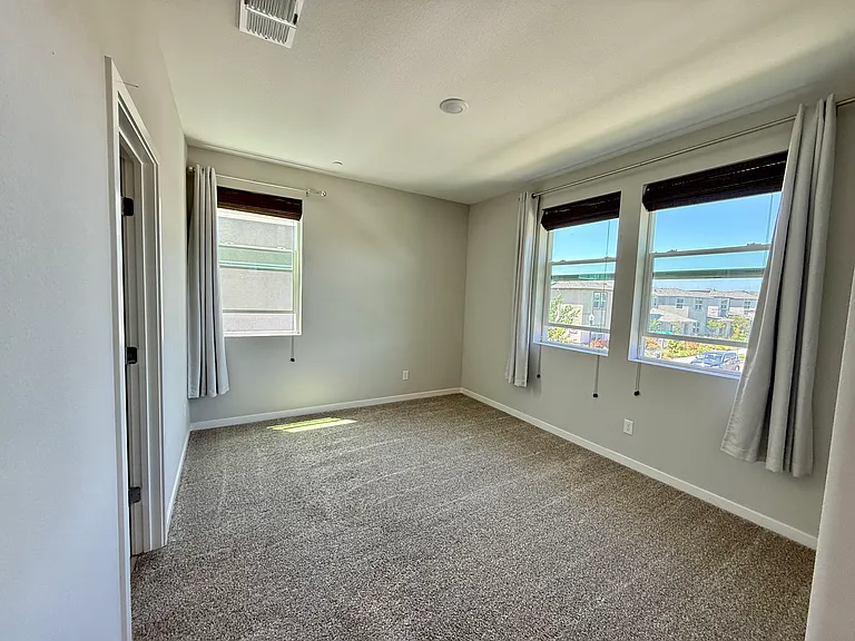 3020 Lone Silo Ave — Photo 7