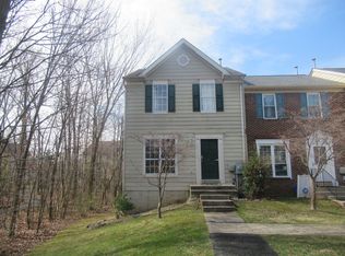 2 Crownwood Ct, Rockville, MD 20850