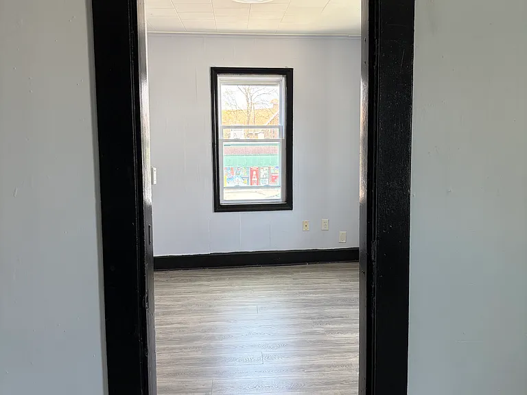 36 Lake St #1 — Photo 6
