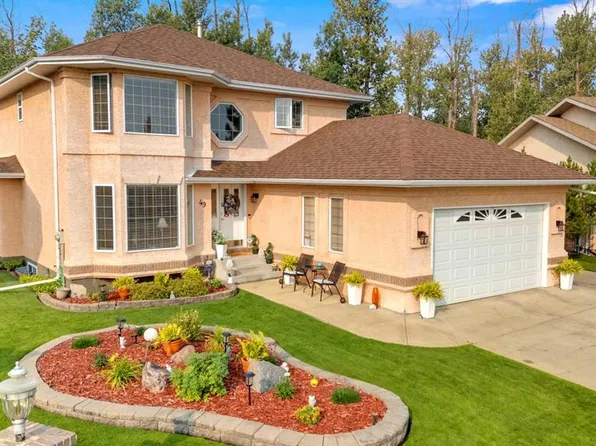 49 NE Willow Springs Cres, Sylvan Lake, AB T4S 1G3