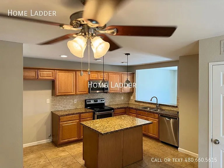 6102 W Mauna Loa Ln — Photo 7