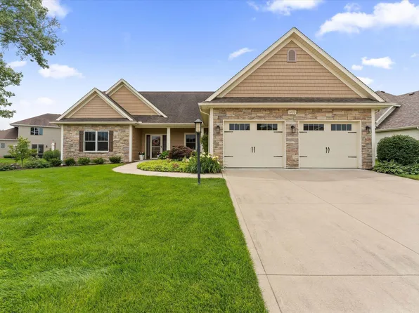 1409 Vistula Landing Dr, Osceola, IN 46561