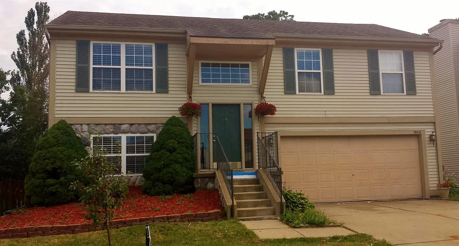 7642 Bay Tree Dr photo 1