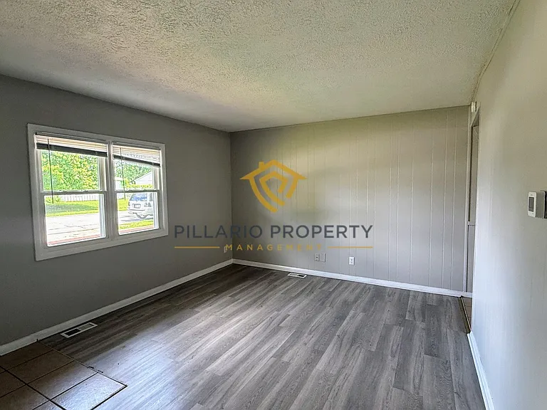 3720 Allison Ave — Photo 2