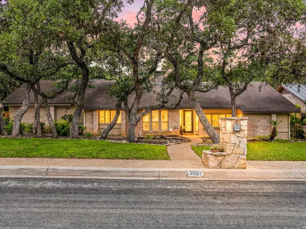 13067 N HUNTERS CIR, San Antonio, TX 78230