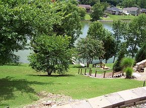 1st image of 544 Lakeside Dr