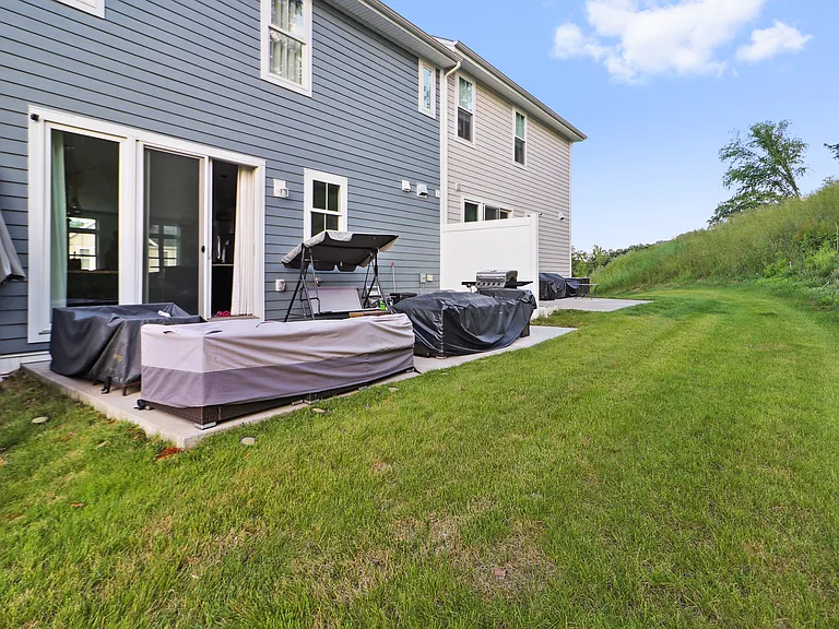 414 Walnut Ct — Photo 21