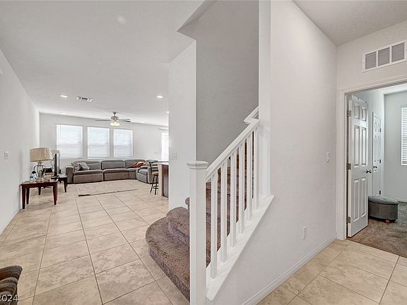 3rd image of 8159 Guadiano Ave