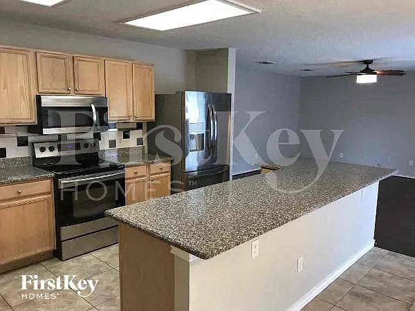 7302 Lighthouse Rd — Photo 6