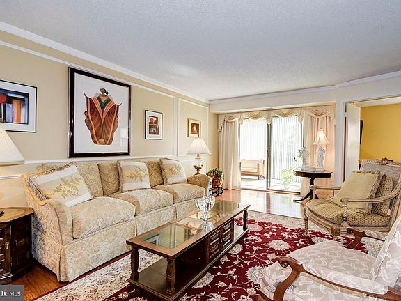4th image of 5904 Mount Eagle Dr APT 414