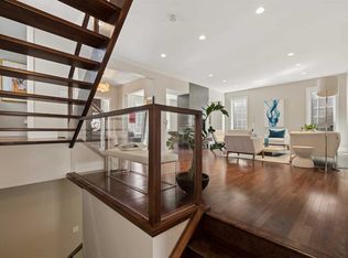 51 SE Hong Kong Rd SW, Calgary, AB T3E 7A7