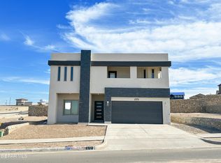 572 Golden Rise St, El Paso, TX 79928