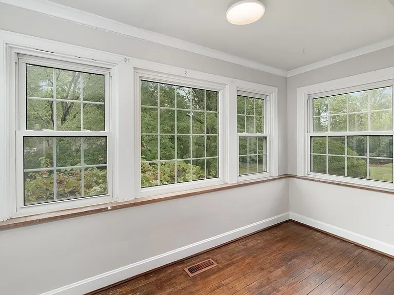7620 Montgomery Rd — Photo 7