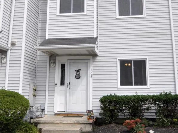202 Yorktown Blvd #202, Hammonton, NJ 08037