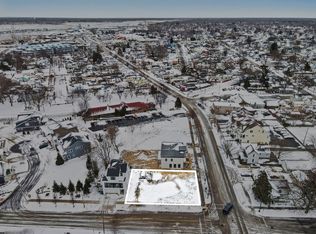 301 Jackson St, Grand Haven, MI