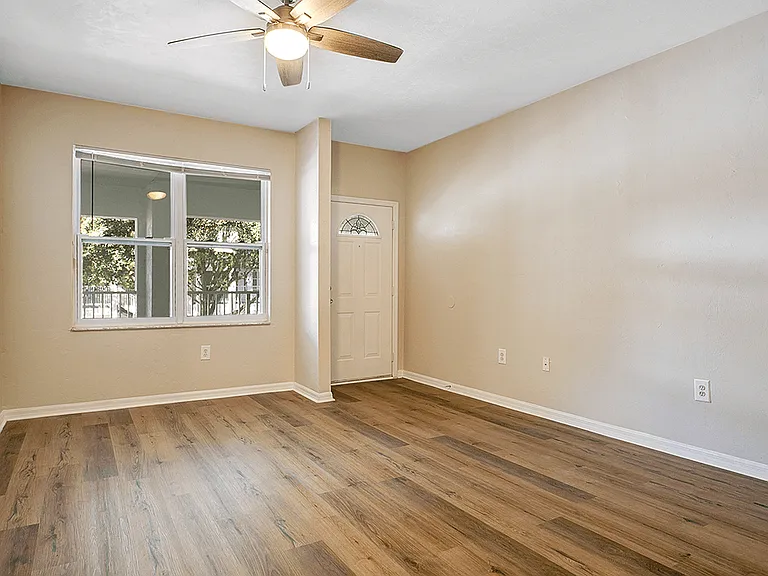 Beautiful Apartment Entry Way