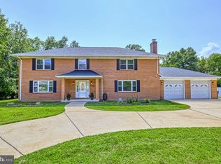 7716 Fordson Rd, Alexandria, VA 22306