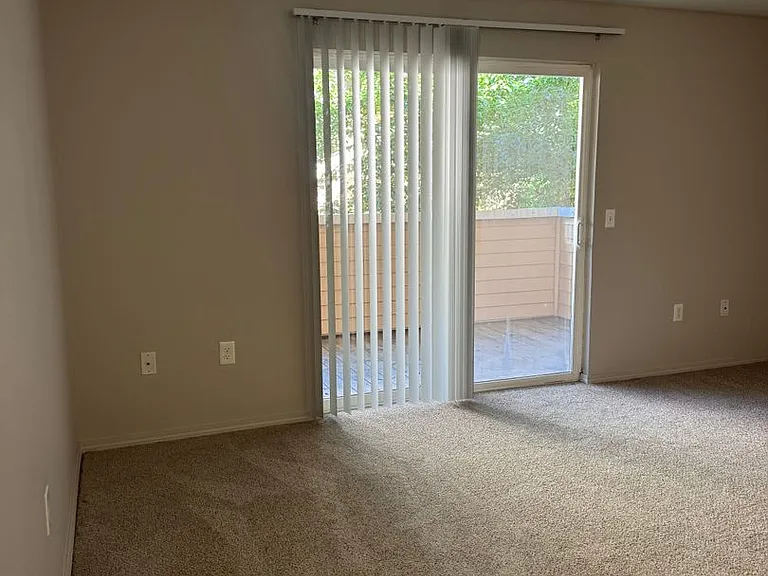 16932 SE Powell Blvd #53 — Photo 12