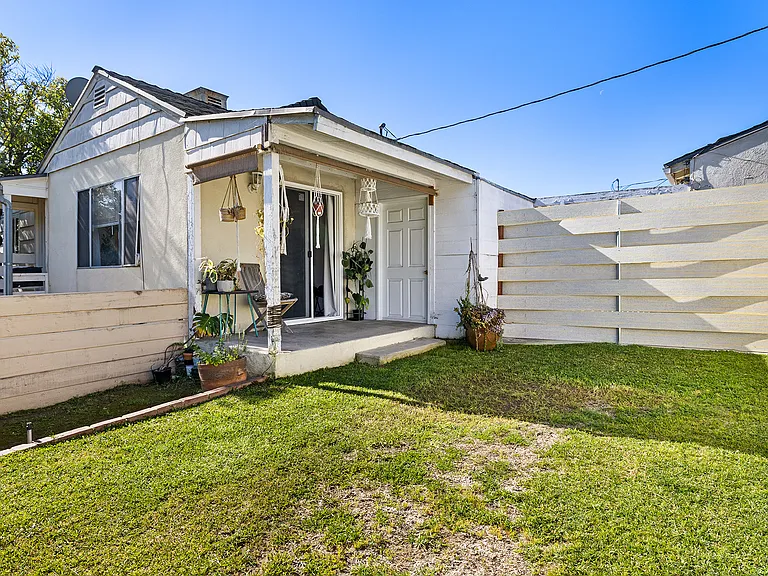 8411 Kittyhawk Ave — Photo 17