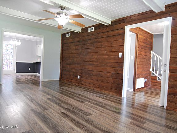 5th image of 2816 Butler Manor Drive