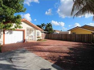 911 SW 141st Ave, Miami, FL 33184