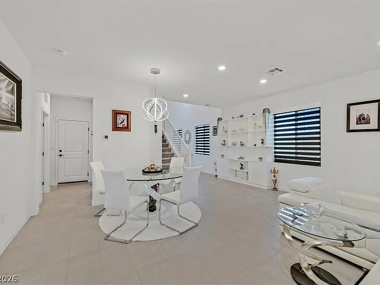 2933 Little Current Rd — Photo 5