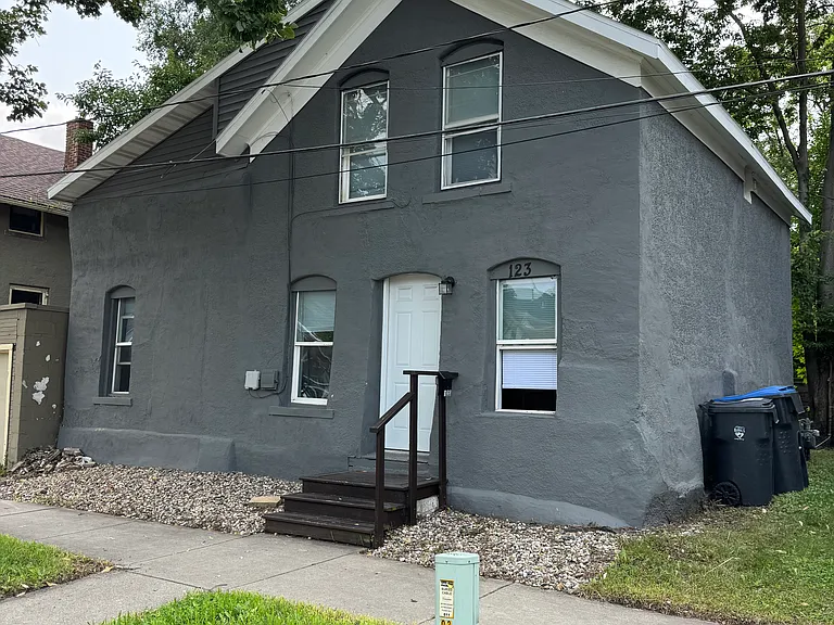 123 E Spring St — Photo 10
