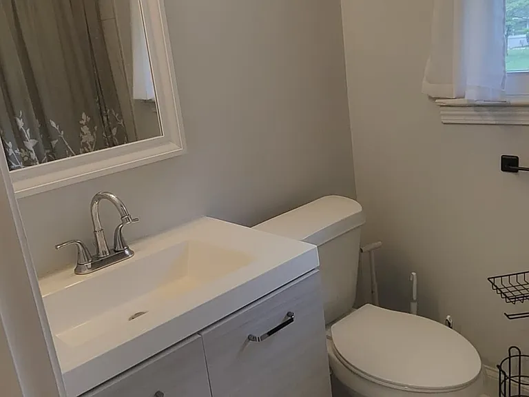2752 Arrowood Dr #UPSTAIRS — Photo 14
