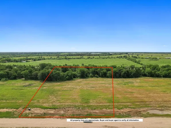 7 Grison Cir, Corsicana, TX 75109